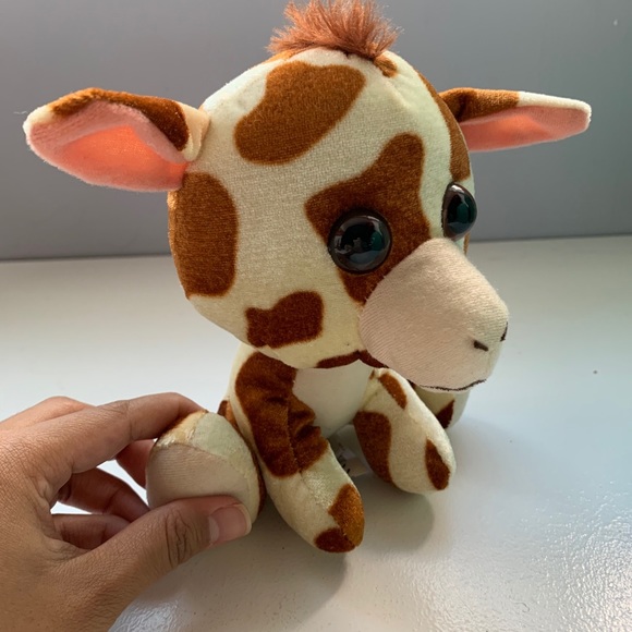 3 for $15 Baby Giraffe Beanie - Picture 3 of 4